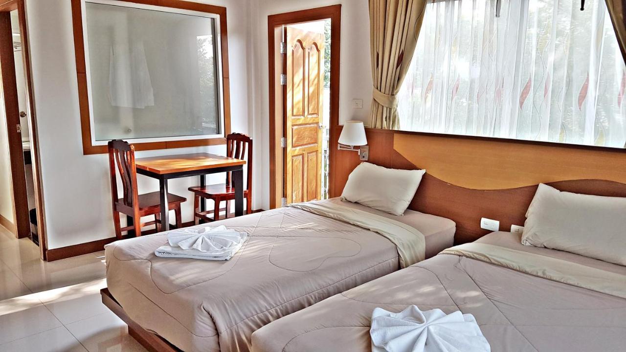 กรีนฮาร์เบอร์ เซอร์วิส อพาร์ทเมนท์ โรงแรม