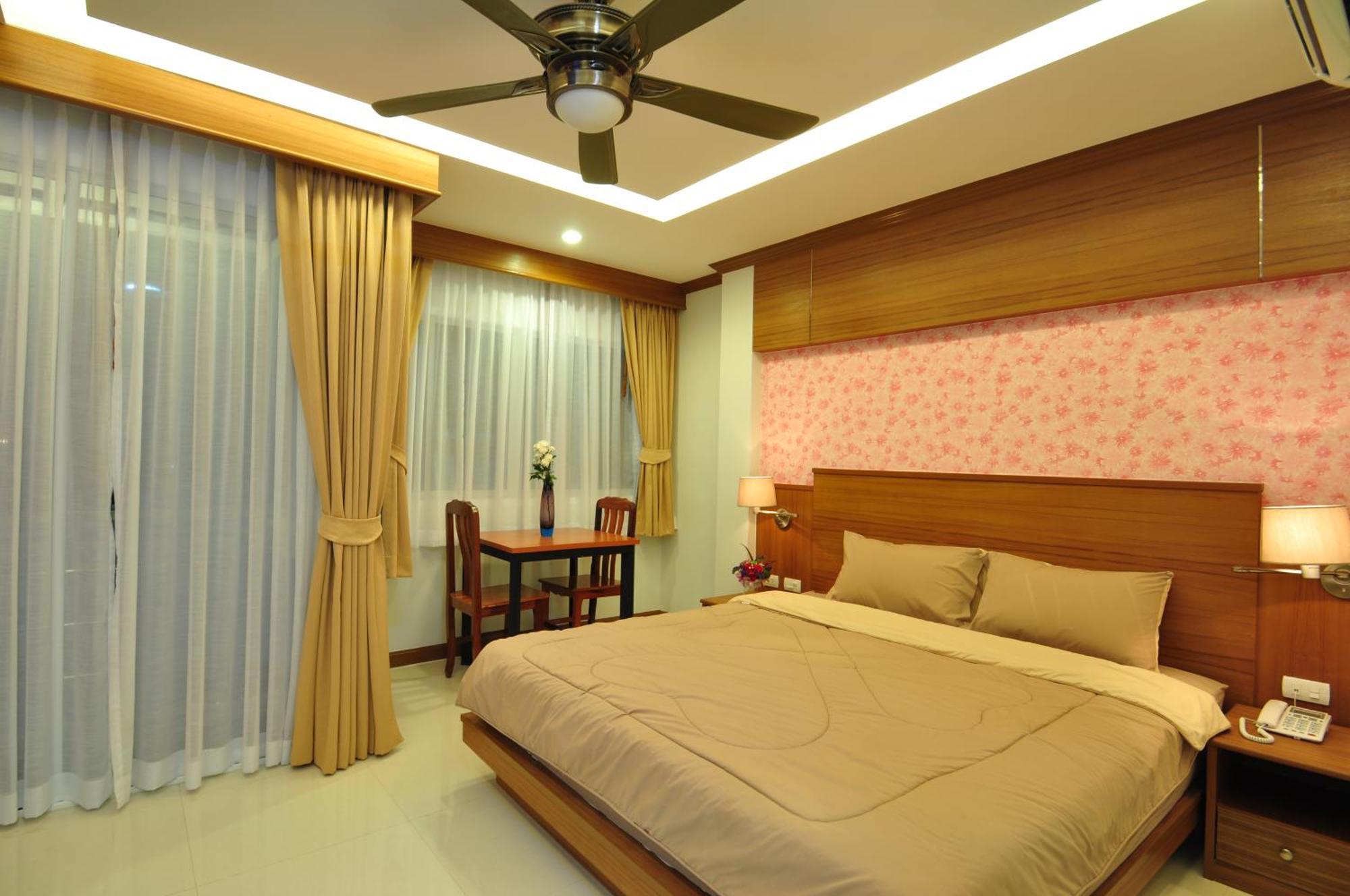 โรงแรม กรีนฮาร์เบอร์ เซอร์วิส อพาร์ทเมนท์