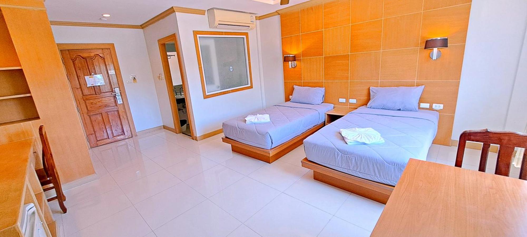 โรงแรม กรีนฮาร์เบอร์ เซอร์วิส อพาร์ทเมนท์ Patong